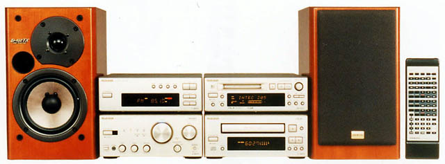 オンキヨー、幅205mmのミニコンポ「INTEC205」をモデルチェンジ