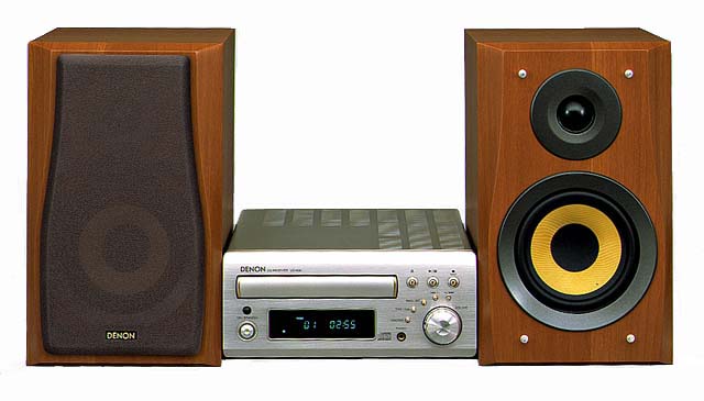 デンオン、ミニコンポ「ラピシア」にビーチ柄スピーカーを追加