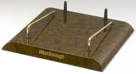 BOSE、121/121V用のテーブルスタンドを単体発売