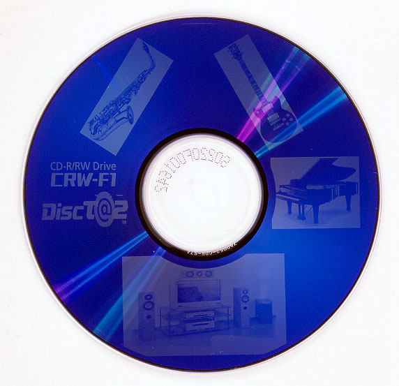 ヤマハ、Advanced AudioMaster搭載CD-R/RWドライブ