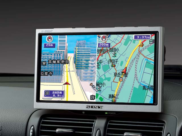 ソニー、8型液晶ディスプレイを備えたDVDカーナビなど
