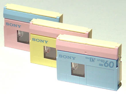 ソニー、初の業界グリーン購入基準適合ミニDVテープ