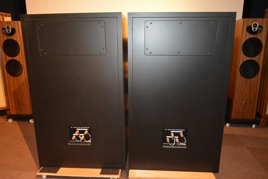 完売いたしました JBL 中古品 4338 3ウェイスタジオモニター