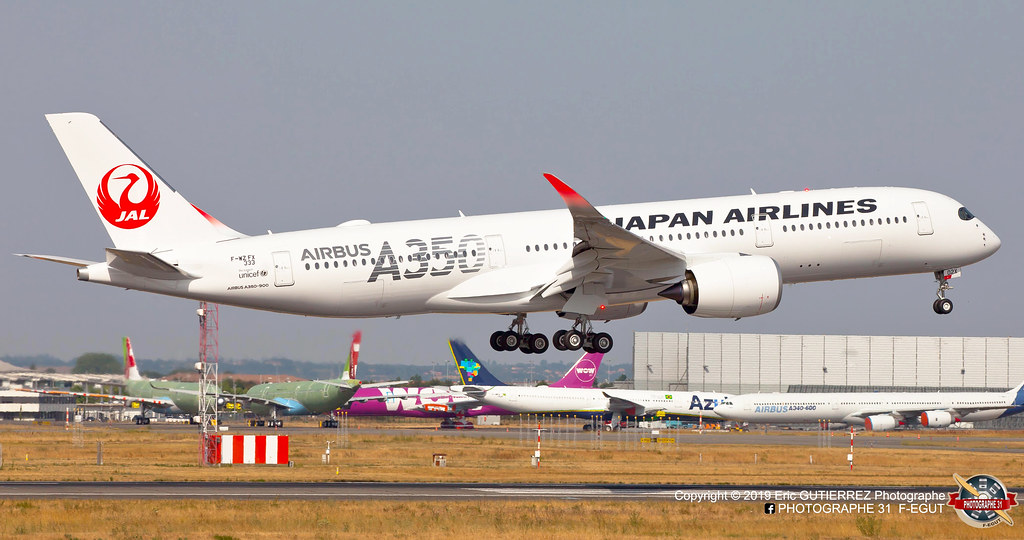 Japan Airlines Revealed New Airbus A350 First, Business Class and