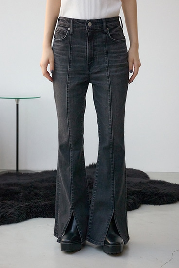 AZUL DENIM センターステッチスリットフレアデニム｜WOMEN｜250IAA12