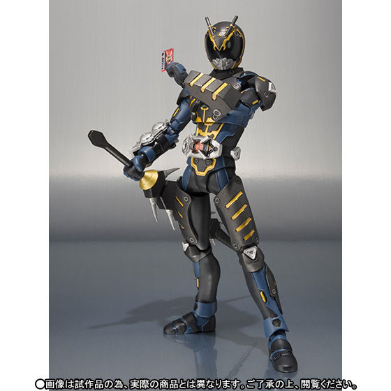 ネ*※様 shf仮面ライダー ？XXXとFRS 青眼の白龍 カスタム品 shf仮面