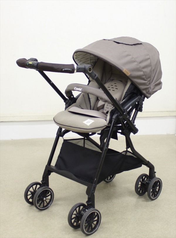 Combi スゴカルα 4キャス compact エッグショック スゴカルα 4キャス