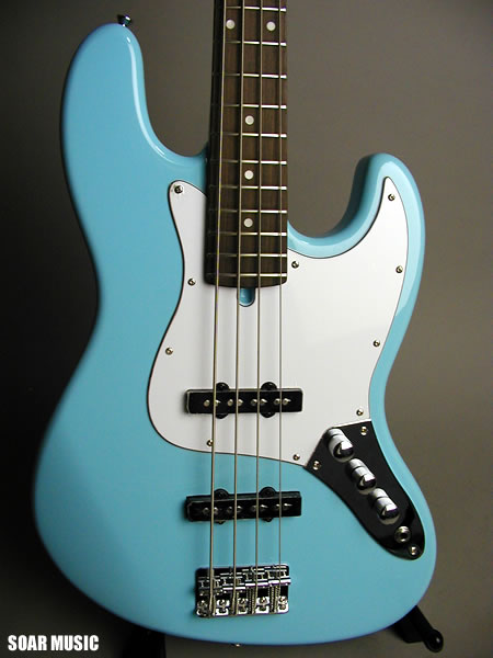 Bacchus BJB-300R エレキベース ブルー ケース付 Bacchus BJB-300R