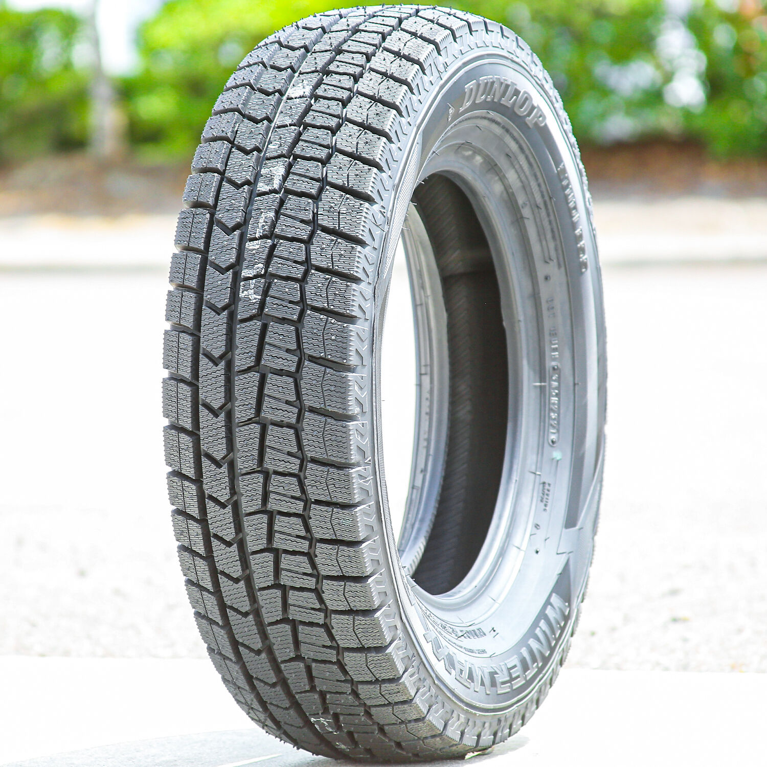 Set of 4 Dunlop Winter Maxx 2 195/65R15 91T