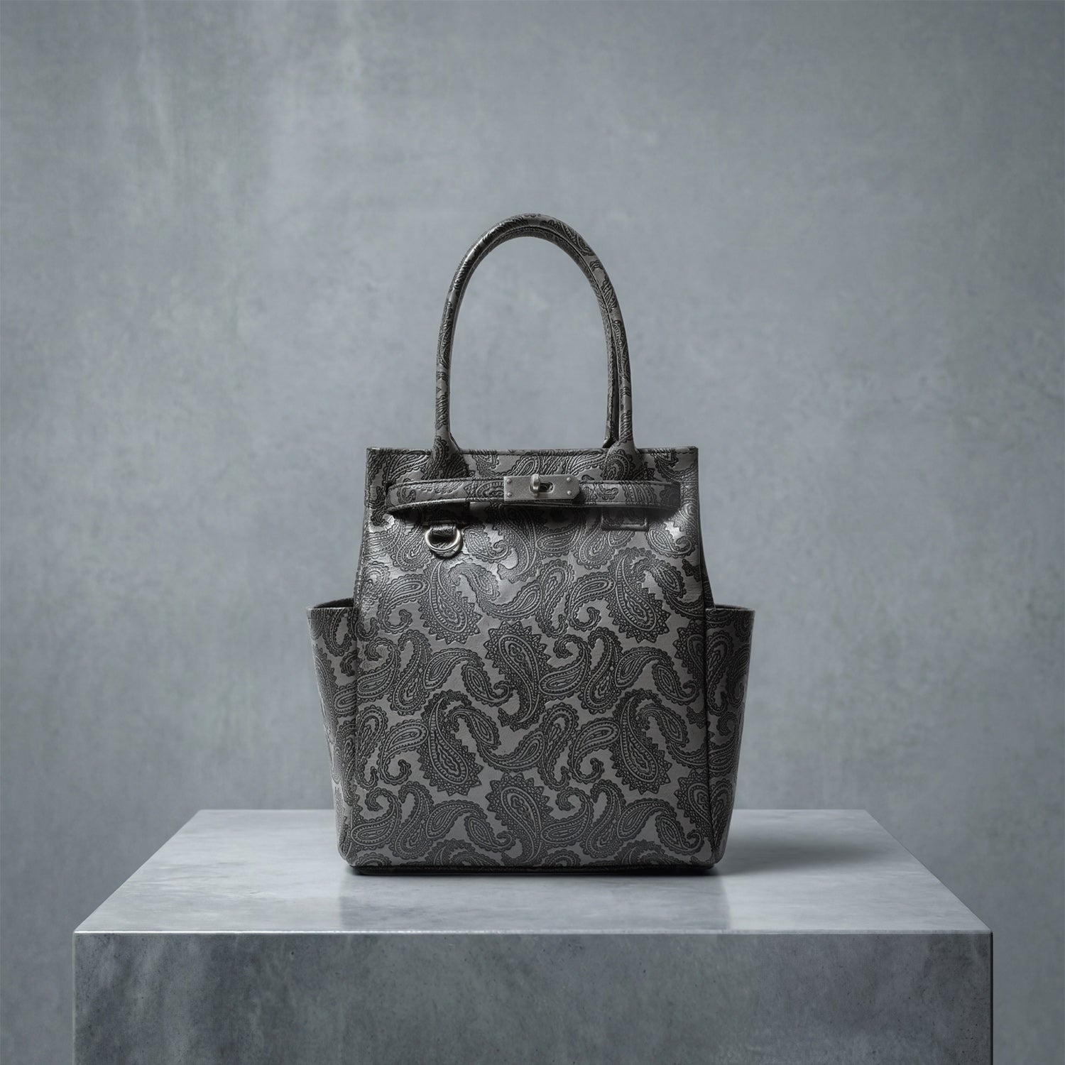 トートバッグ｜BajoLugo（バジョルゴ）｜レザースニーカー、バッグ