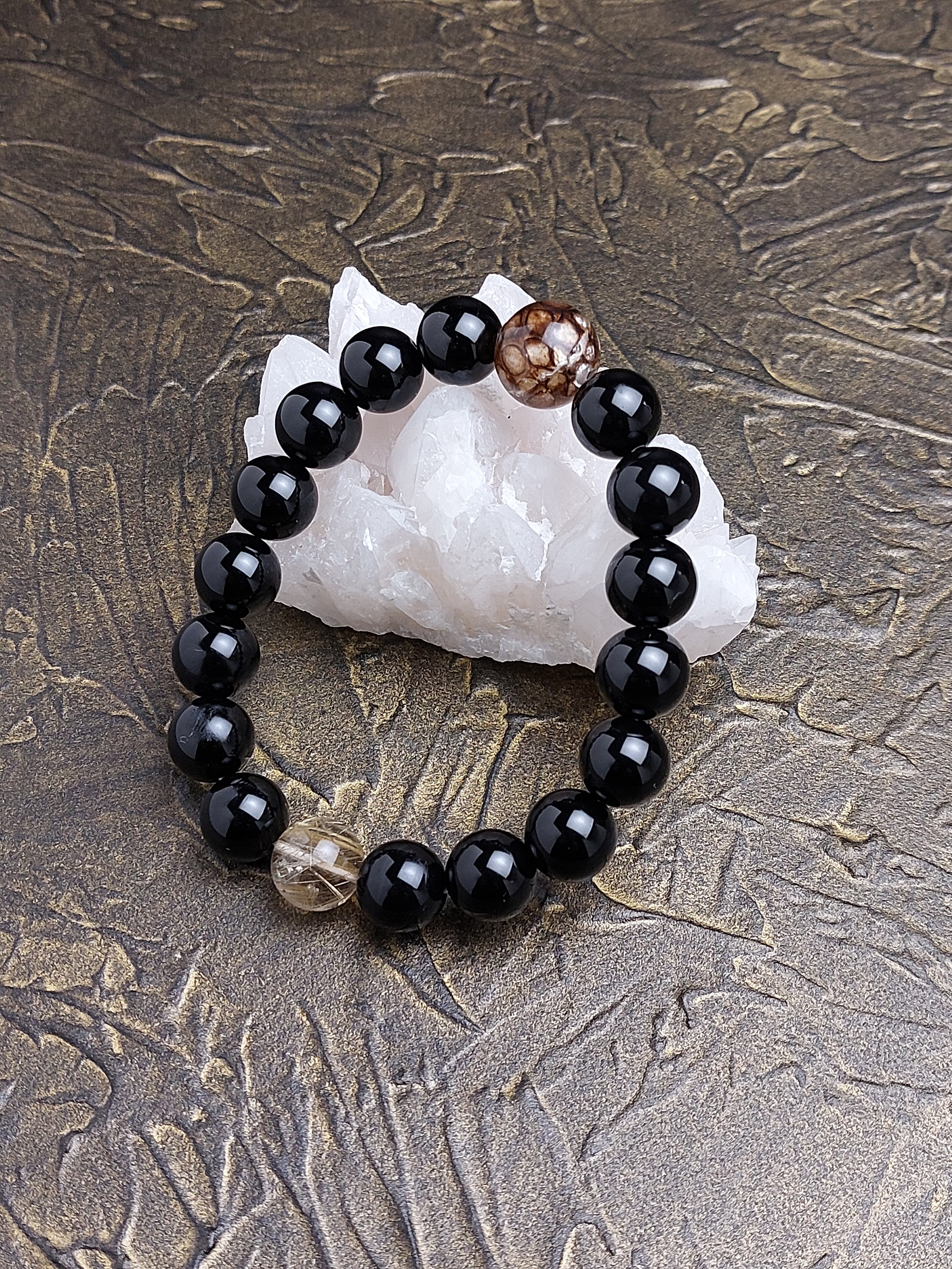 沖縄からの贈り物 琉球ハブ（蛇）玉 天然石ブレスレット◇【お寺で御