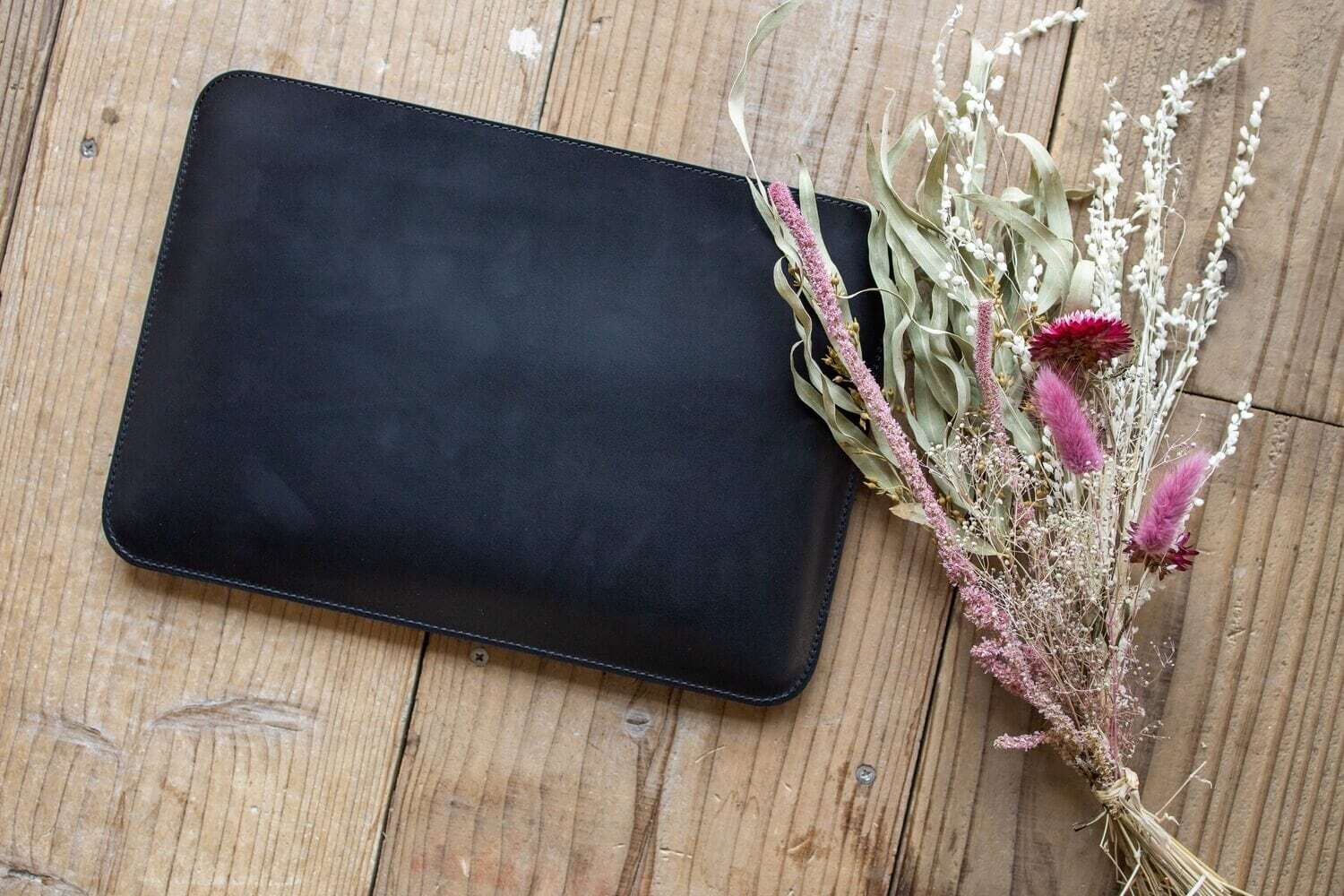 UPDATE｜No.02_Leather MacBook Case【13インチ】 | drip公式