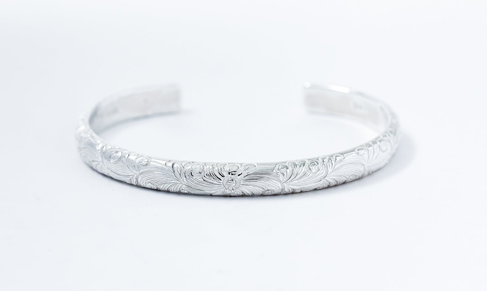 BN-069 7mm Arabesque bangle (S) | WAKAN SILVER SMITH online store