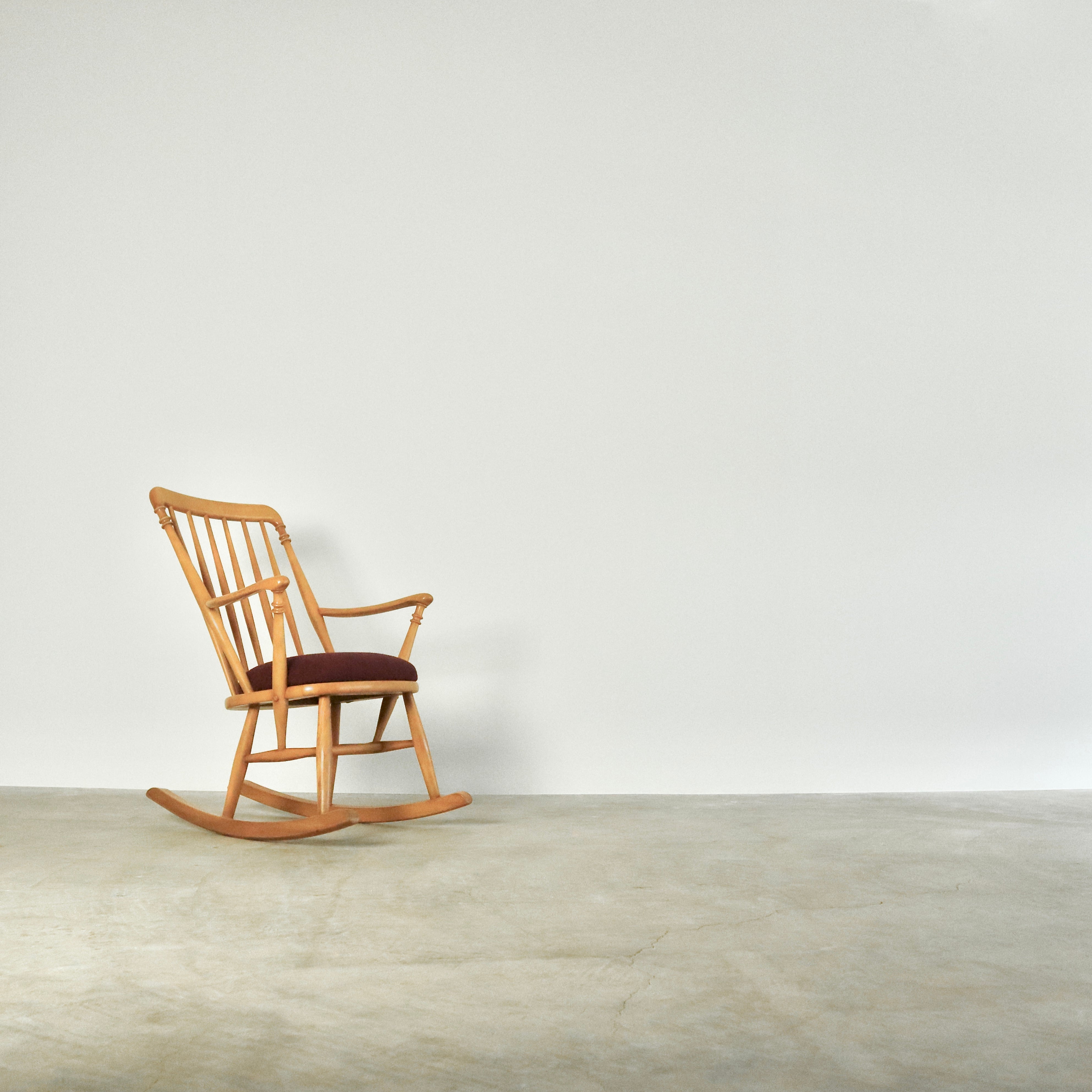 カリモク ロッキングチェア | fismic