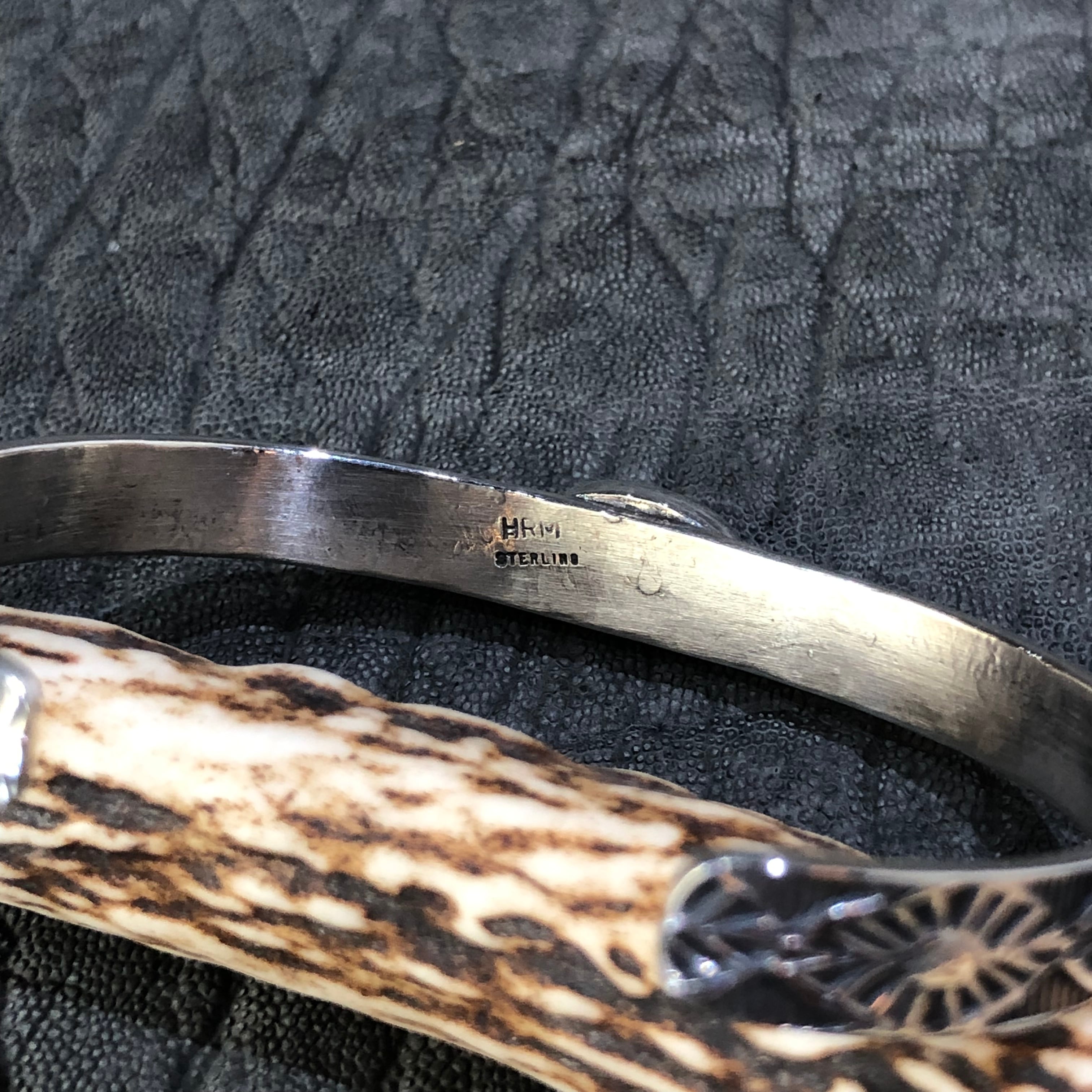 NAVAJO（ナバホ）族 アーティスト Henry・Mariano（ヘンリー