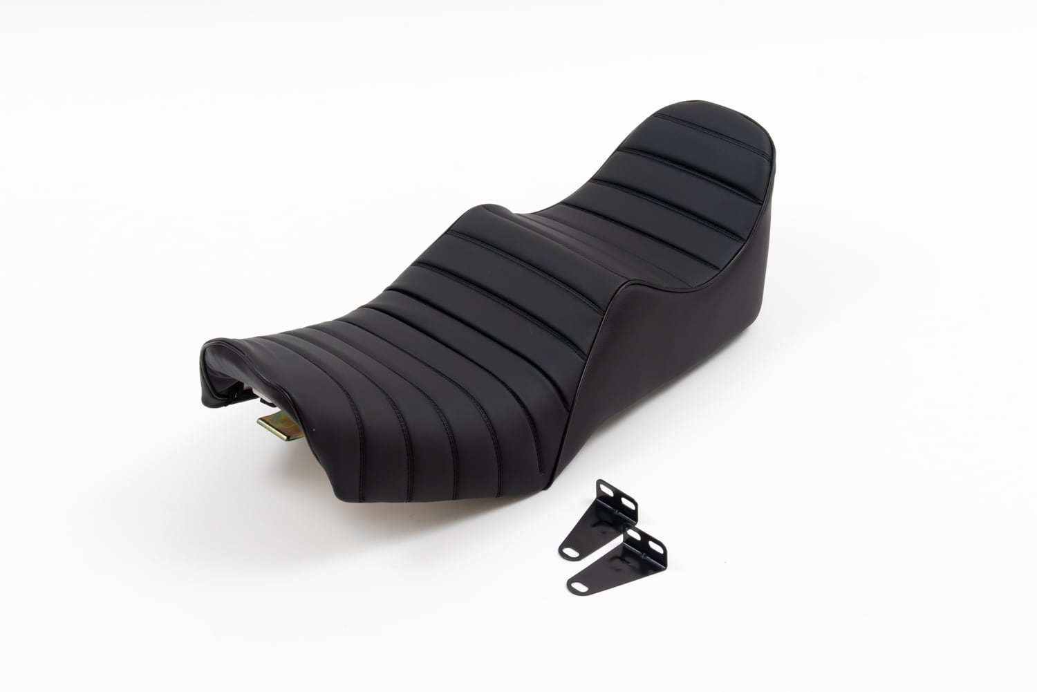 GN125 GN125H GN125-2F 三段シート 3段シート 座席 黒 タックロール 旧