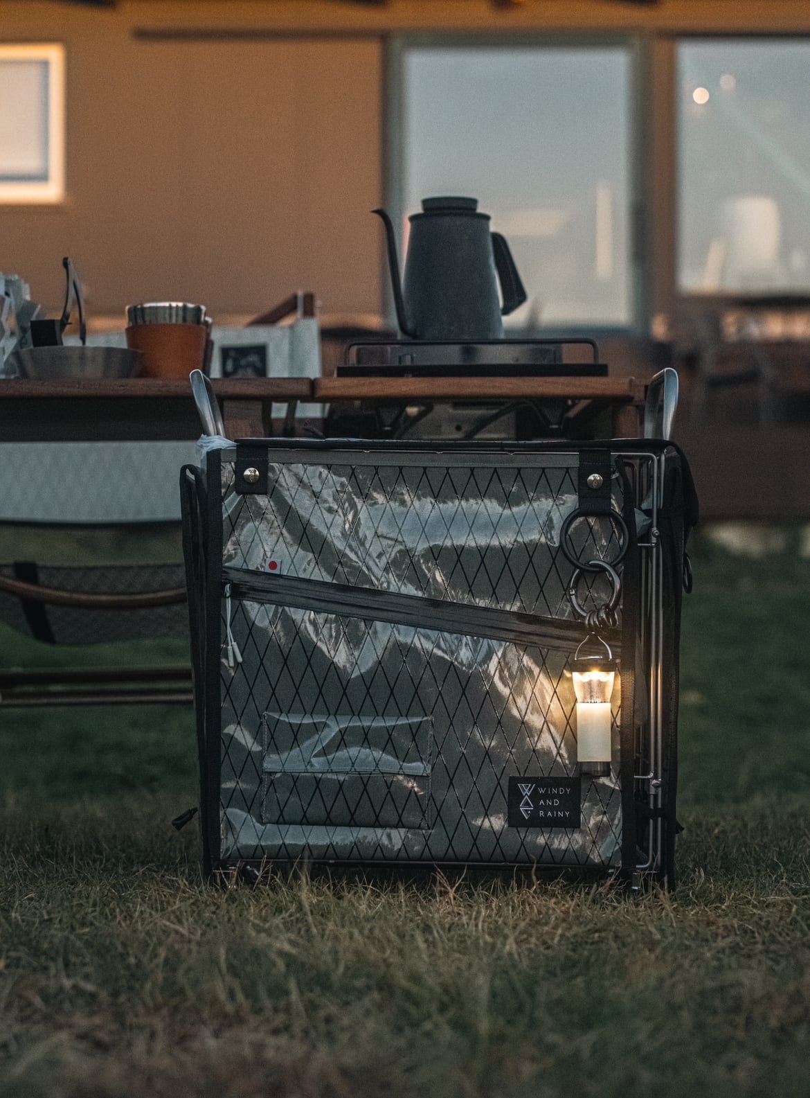 windy and rainy T-box cover | CAN FEEL