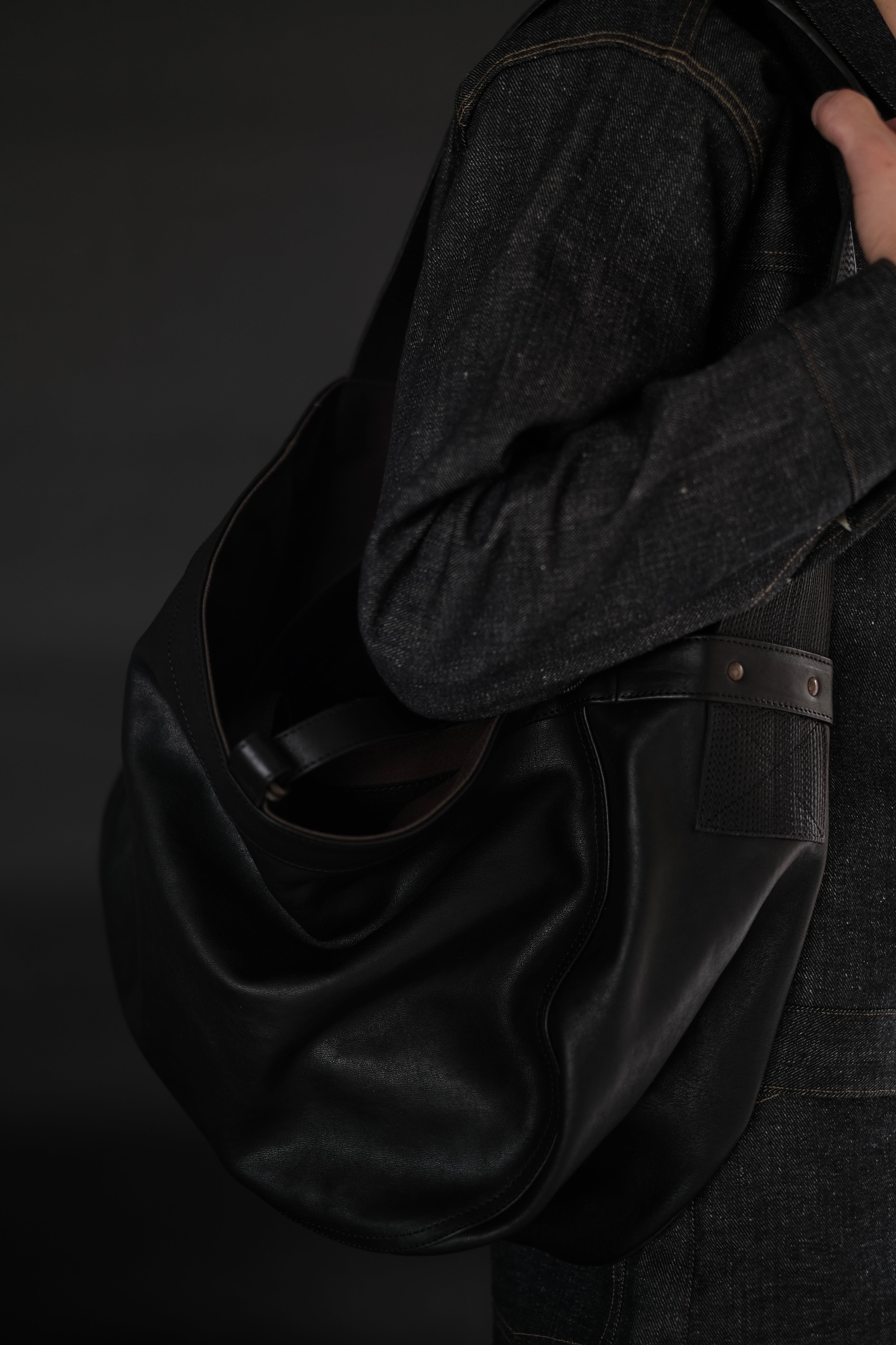 T.T / LOT.004 NEWSBOY BAG HORSE LEATHER | LIVING