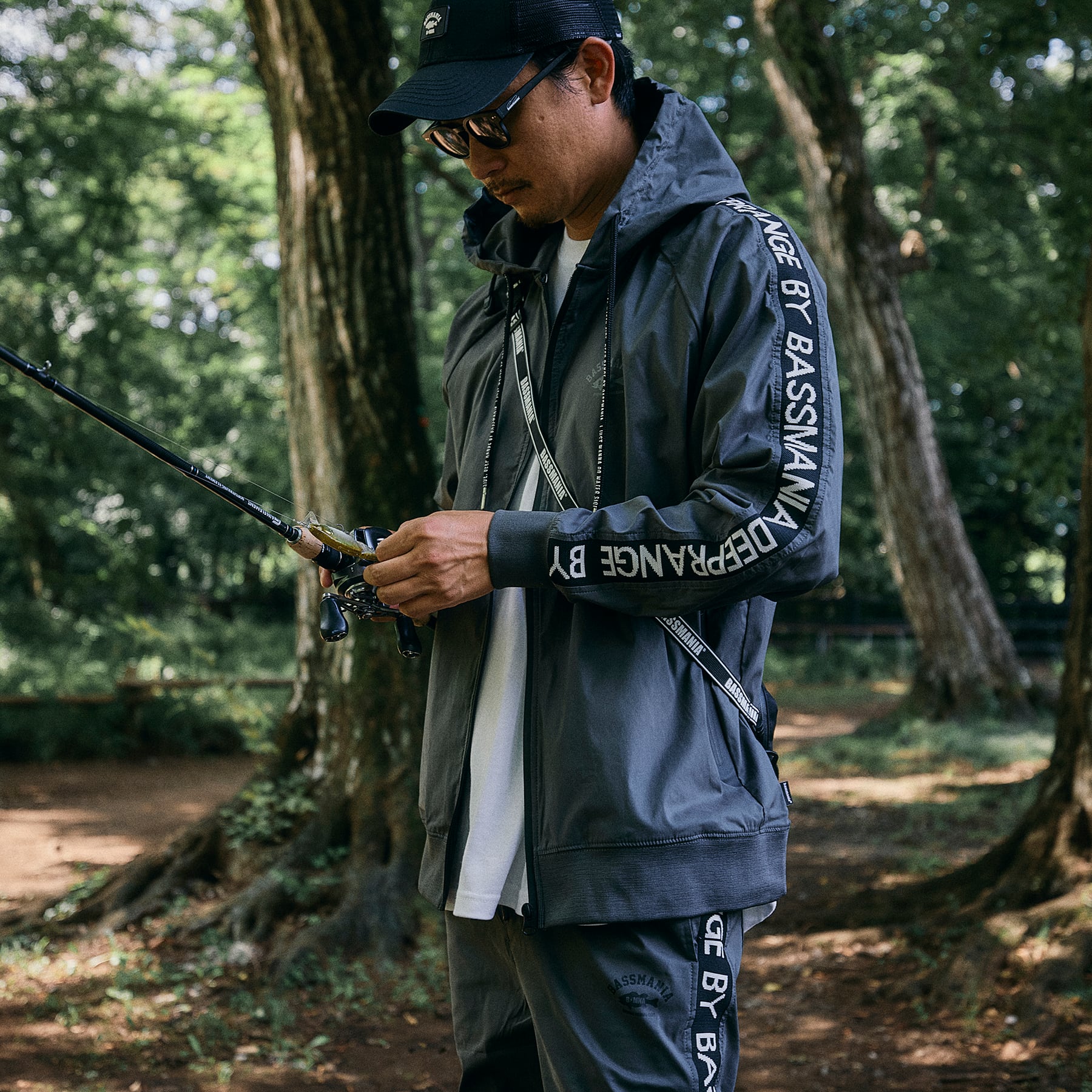 リブ編みロゴストレッチZIPパーカー［GRY］［LIMITED］ | bassmania.jp