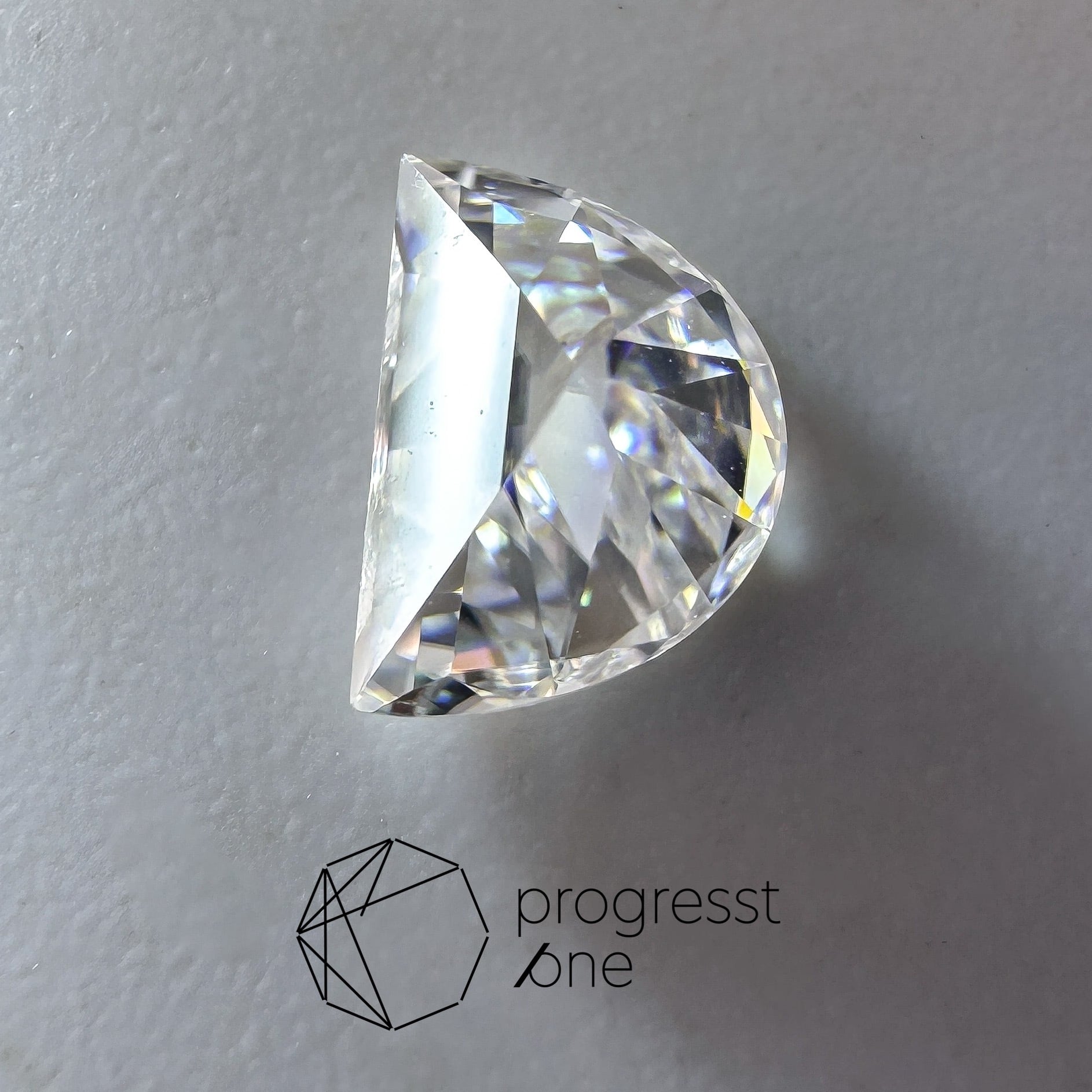モアッサナイト0.81ct | progresstone