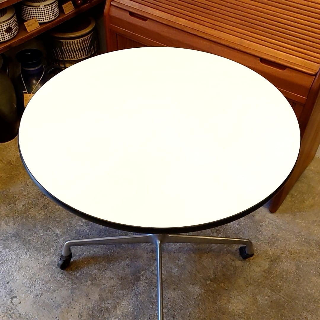 Herman Miller/ハーマンミラー イームズ ユニバーサルベース ラウンド