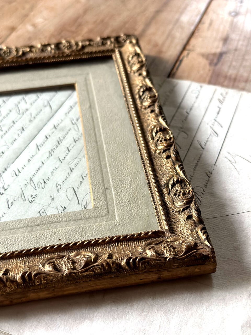 ゴールドカラー ピクチャーフレーム ガラス 額縁 金色 | Brocante de