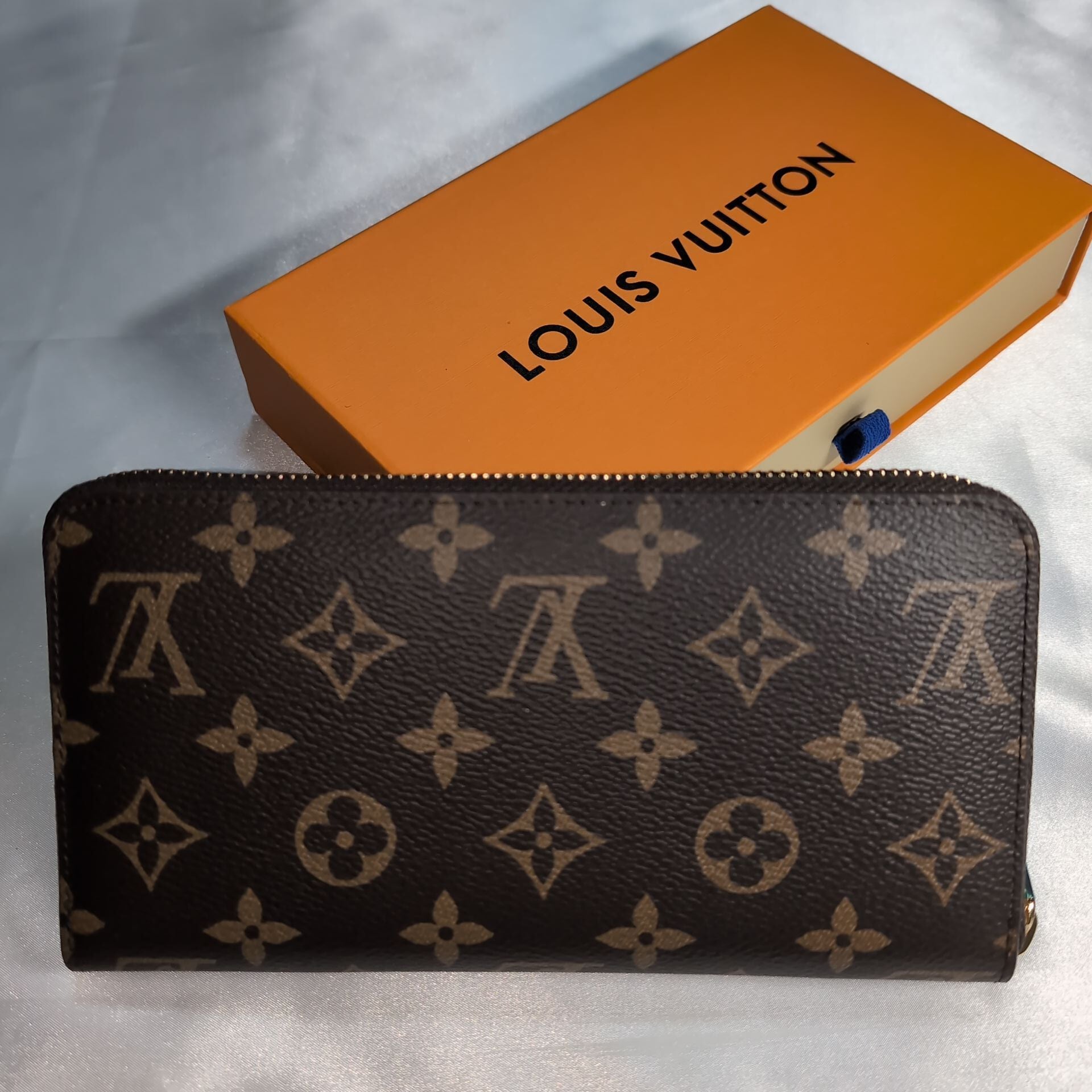 ルイヴィトン ラウンドファスナー長財布 モノグラム ブラウン | francore