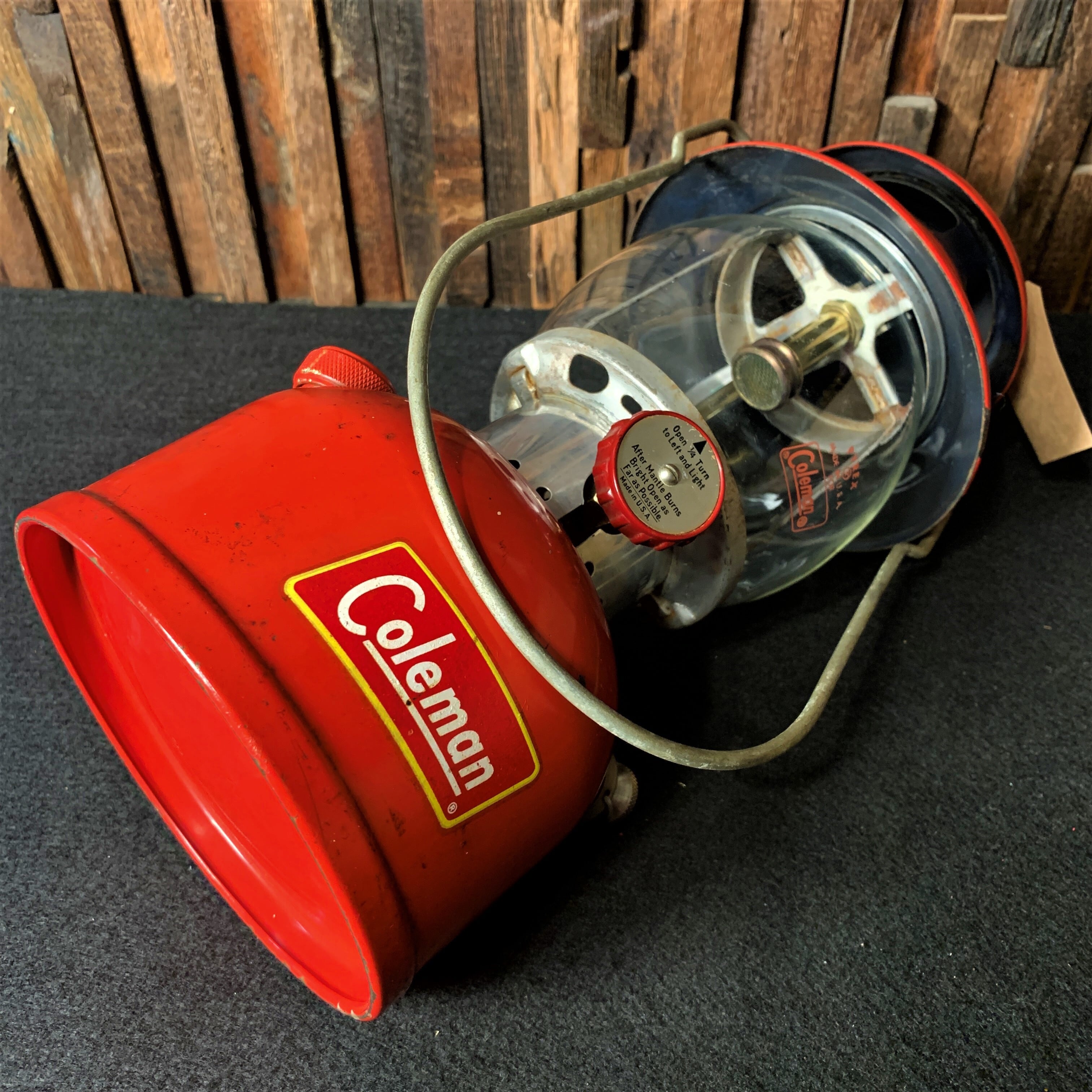 コールマン 200A 1960年2月製造 前期 イエローボーダー 黄枠 ランタン