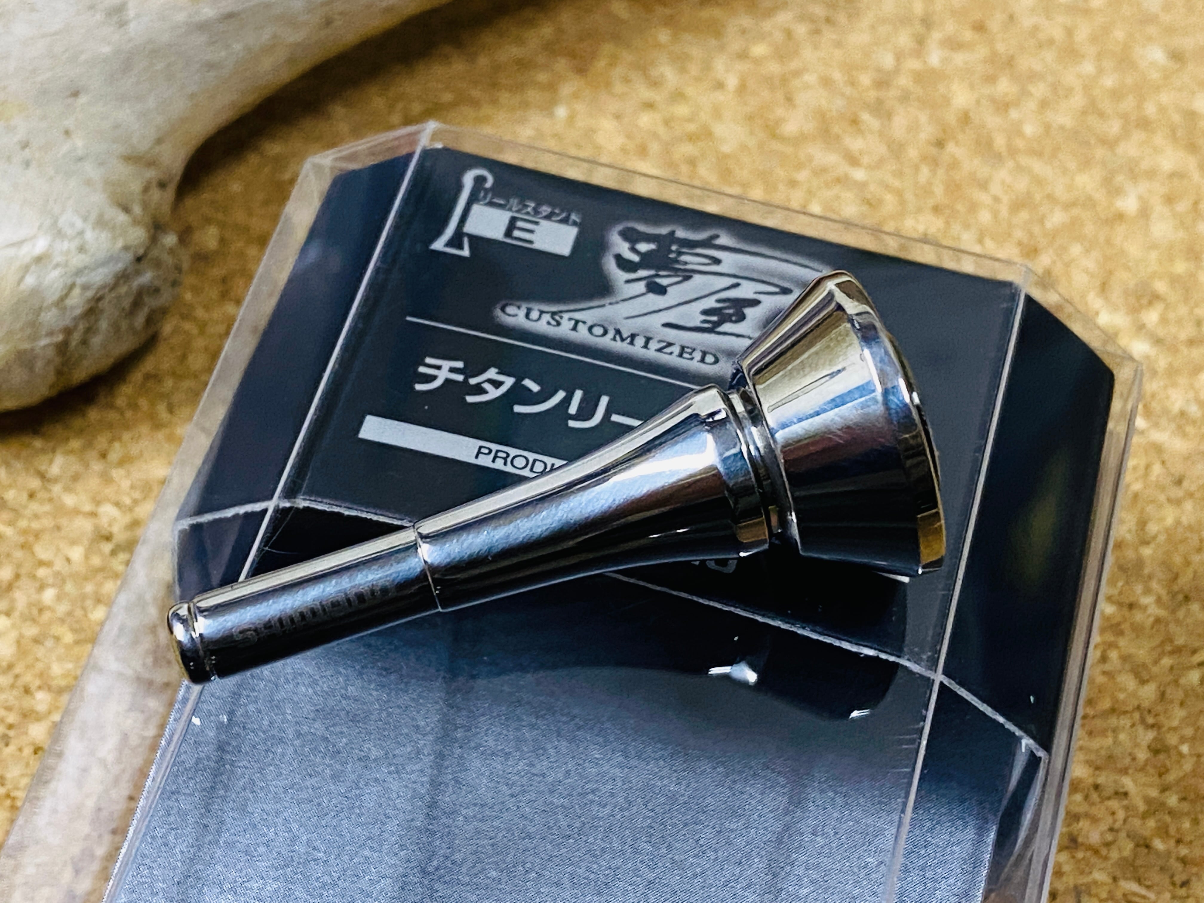 SHIMANO 夢屋 チタンリールスタンド | Fishing Tackle BLUE MARLIN