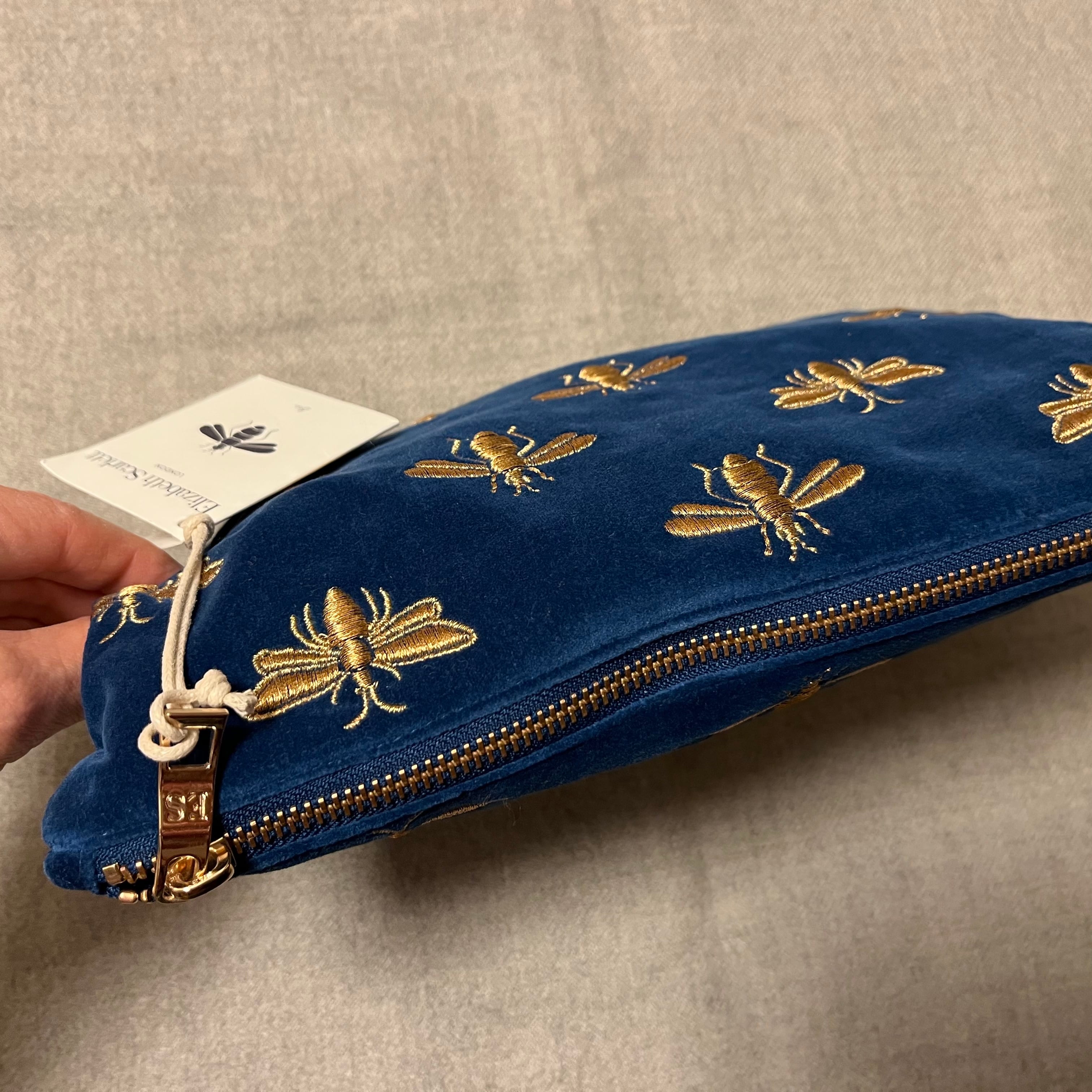 Honey Bee エブリデイポーチ (中)（ミッドナイトブルー）1週間以内にお