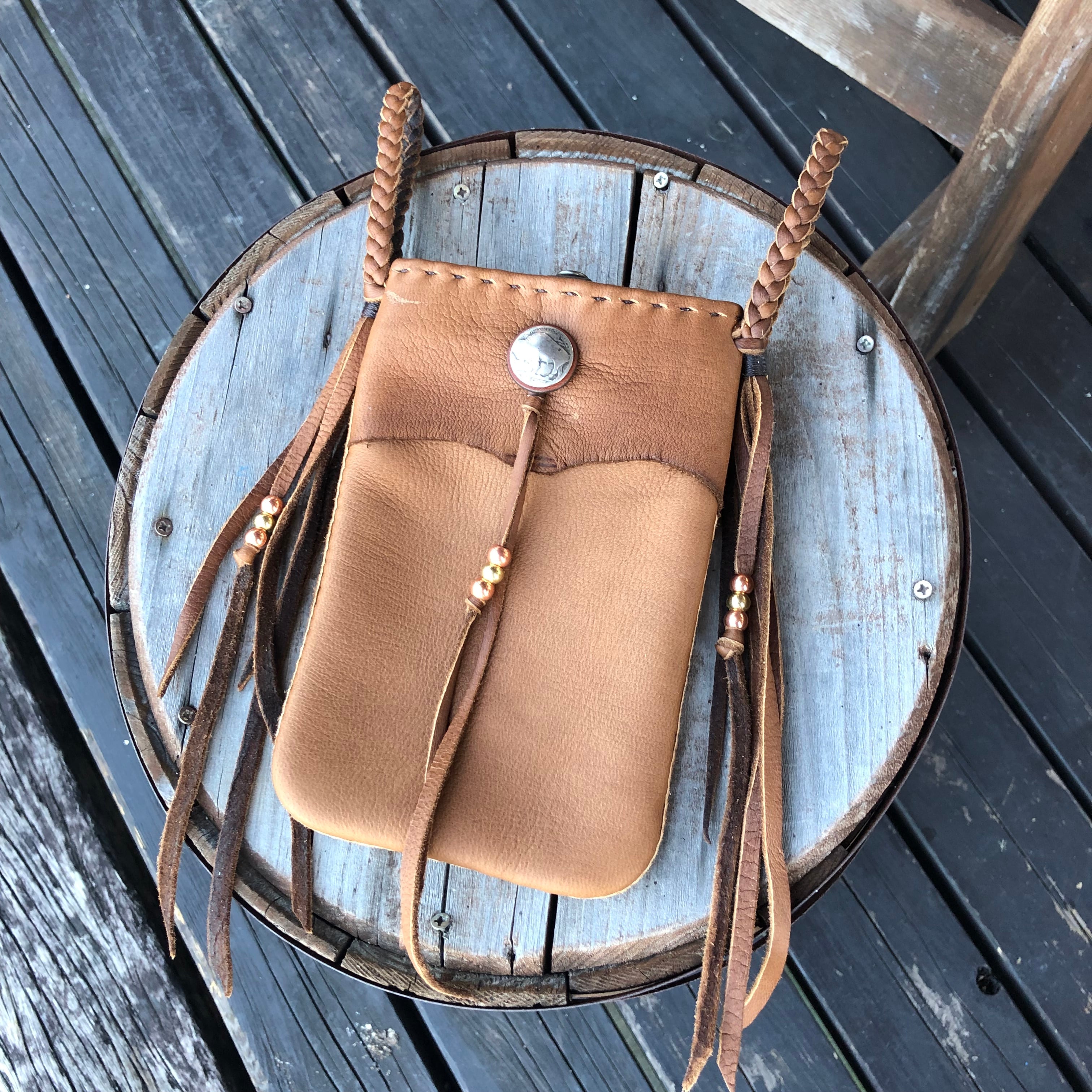 WHOLオリジナル スマホポーチ メディスンバッグ 本革 バイカー 鹿革