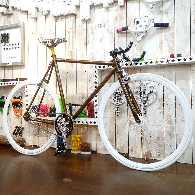 FUN 700C Narrow Wheel ホワイト ※フロントホイール単品 | FUN