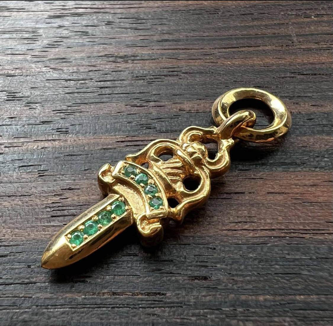 CHROME HEARTS クロムハーツ #5 ダガー パヴェ エメラルド チャーム