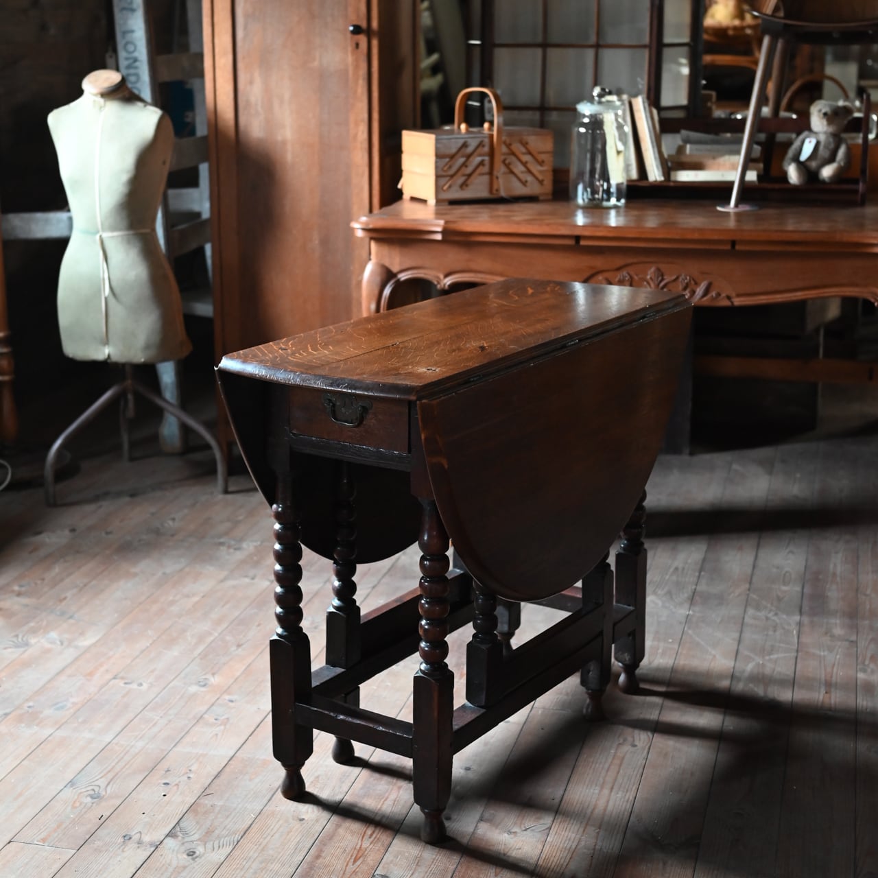 Gate Leg Table / ゲートレッグテーブル 〈ダイニングテーブル・ティー