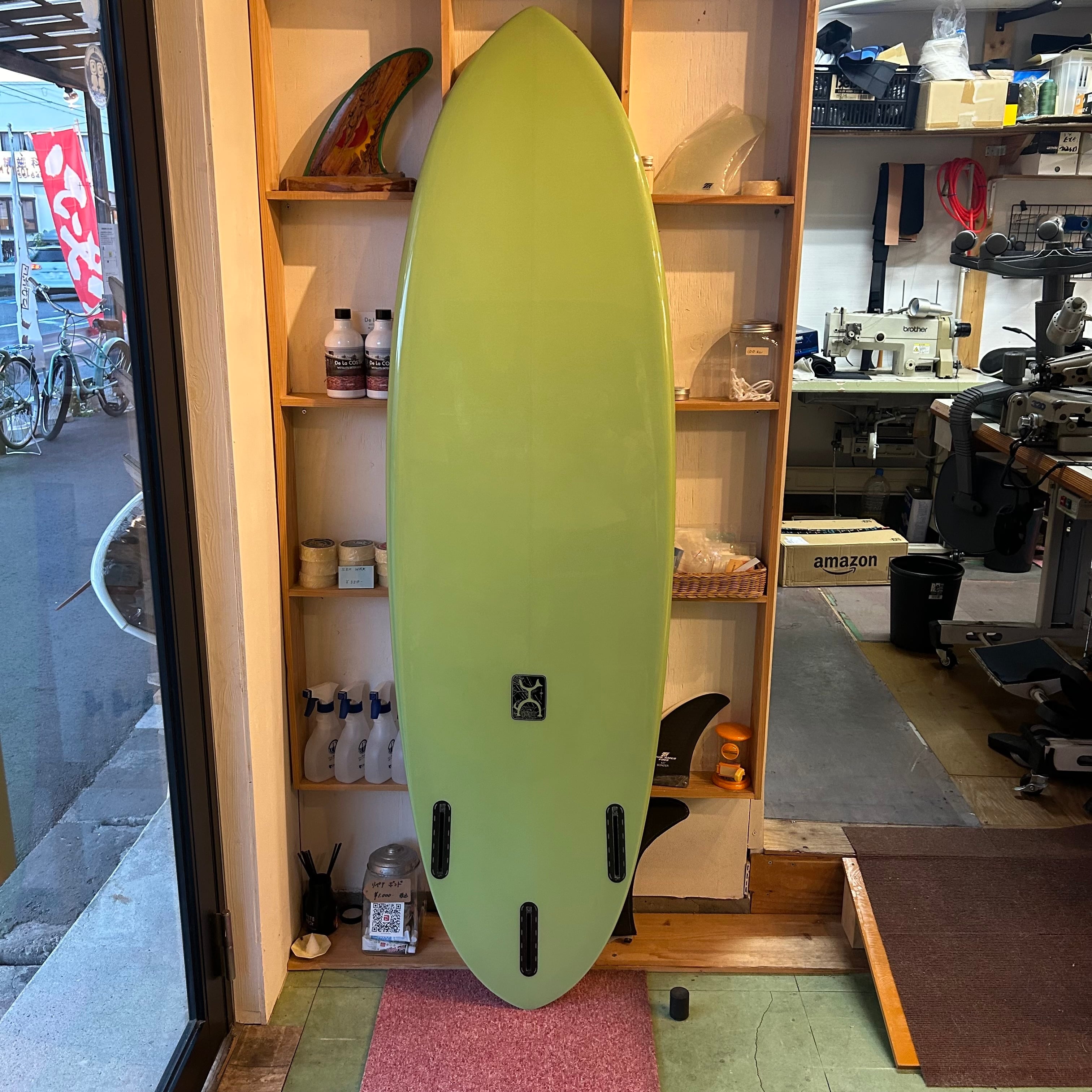 ロブマチャド 本人シェイプ 5'9 ショートボード | mitzmade