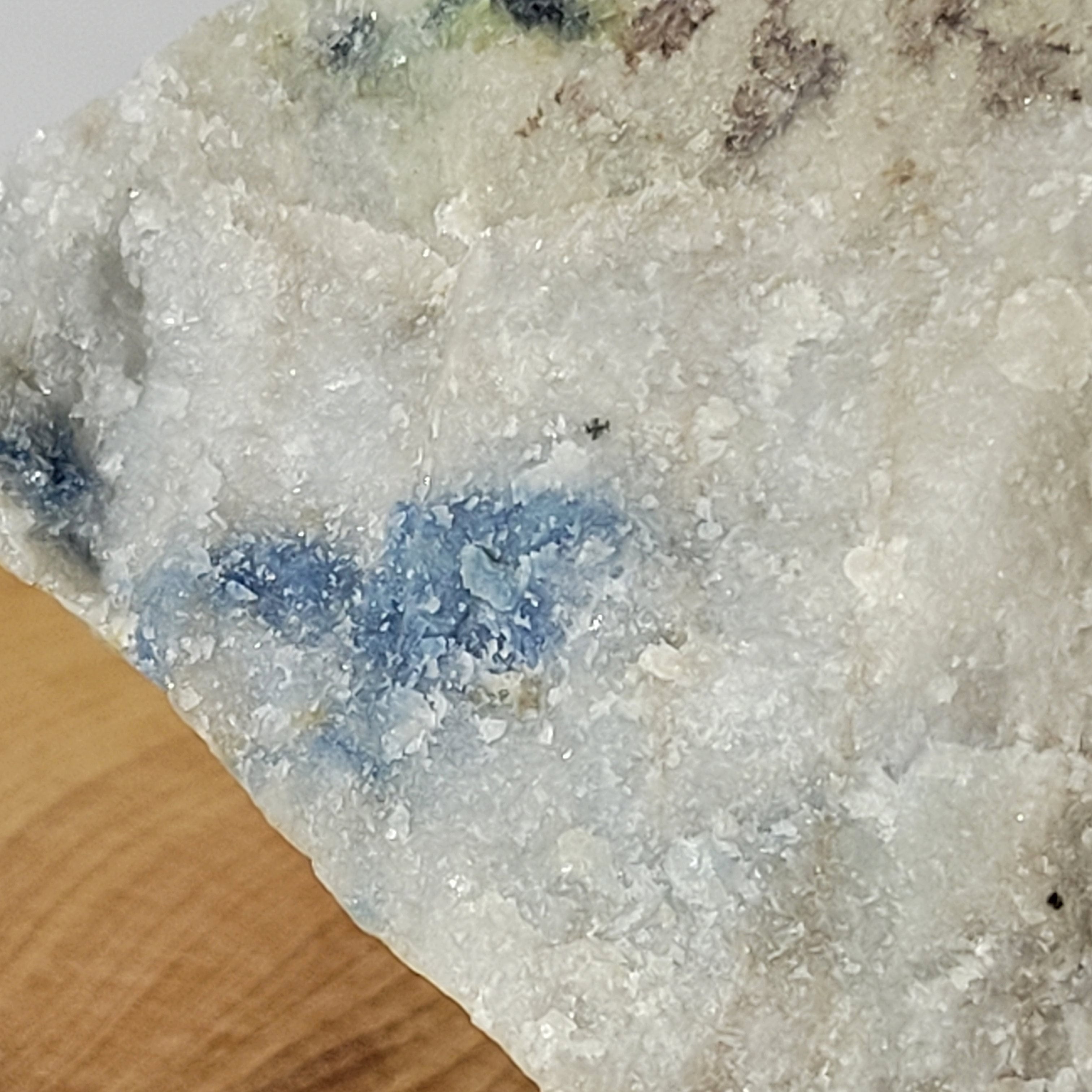 入コン沢原石:糸魚川翡翠 BG0094 | 糸魚川翡翠工芸家 赤羽可行BASE