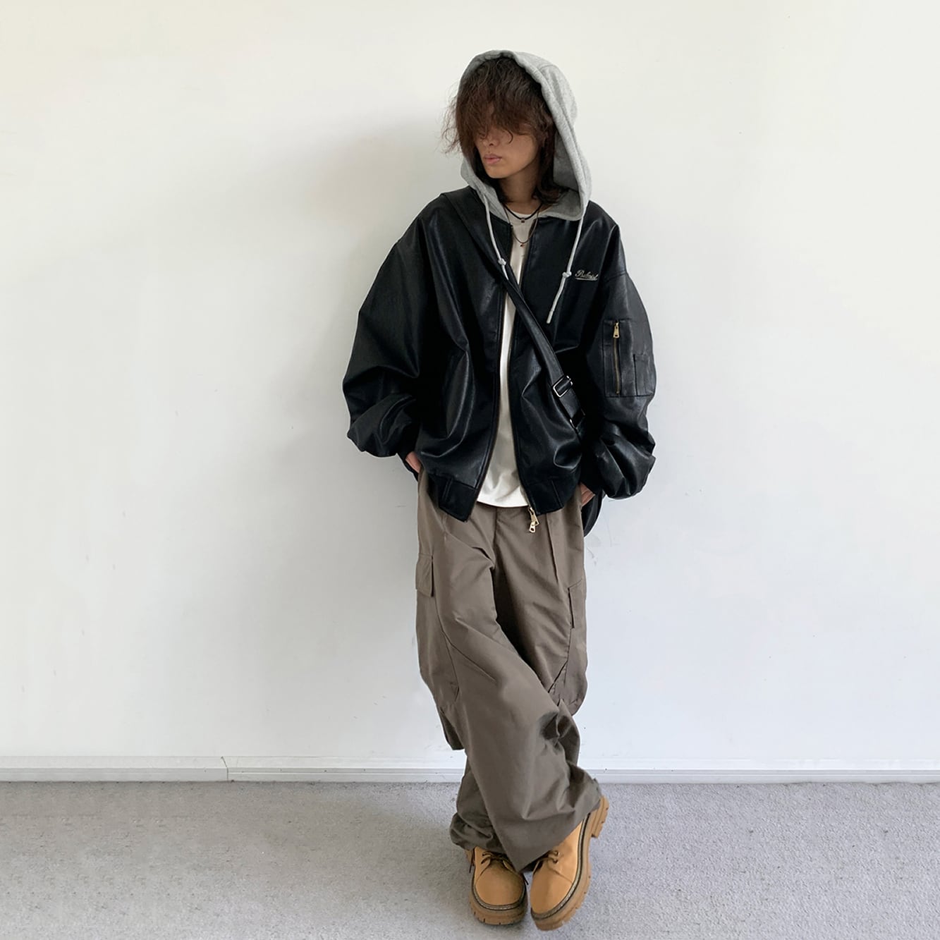 jiwuus切り替えフード付きレザージャケット | mblueshop