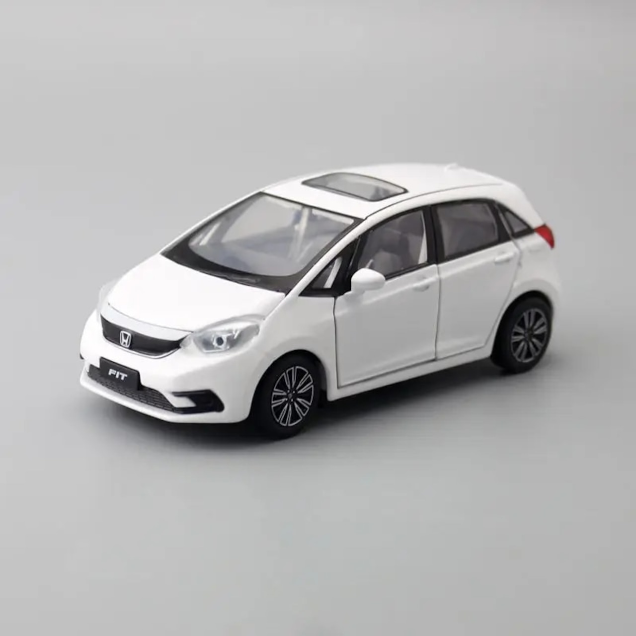 1/32 ホンダ Honda フィット Fit ハッチバック 小型乗用車 白 ホワイト