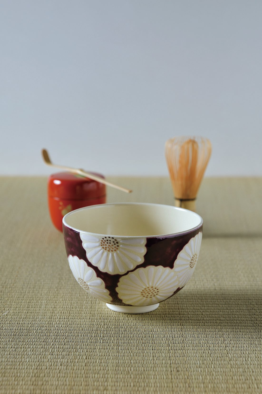 W203 京焼・清水焼 抹茶盌 白菊紫地 化粧箱入 陶器 工芸品 茶道具 抹茶