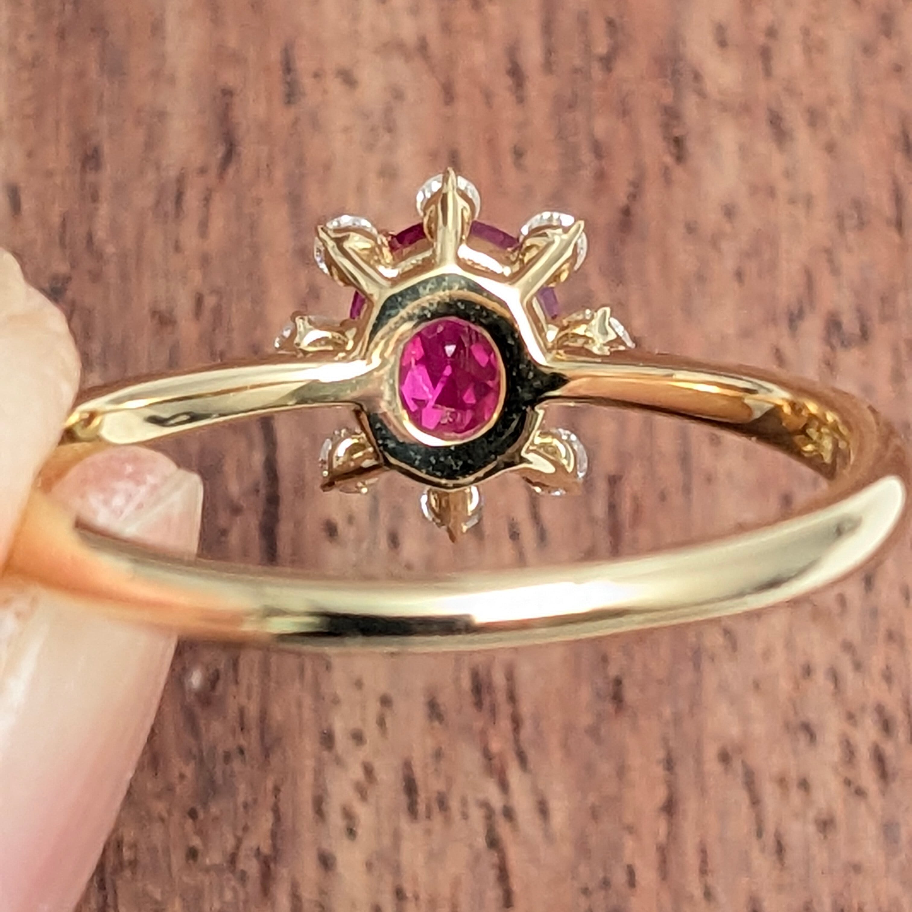 K18非加熱ルビーリング ミャンマー・モゴック産 非加熱ルビー 0.68ct