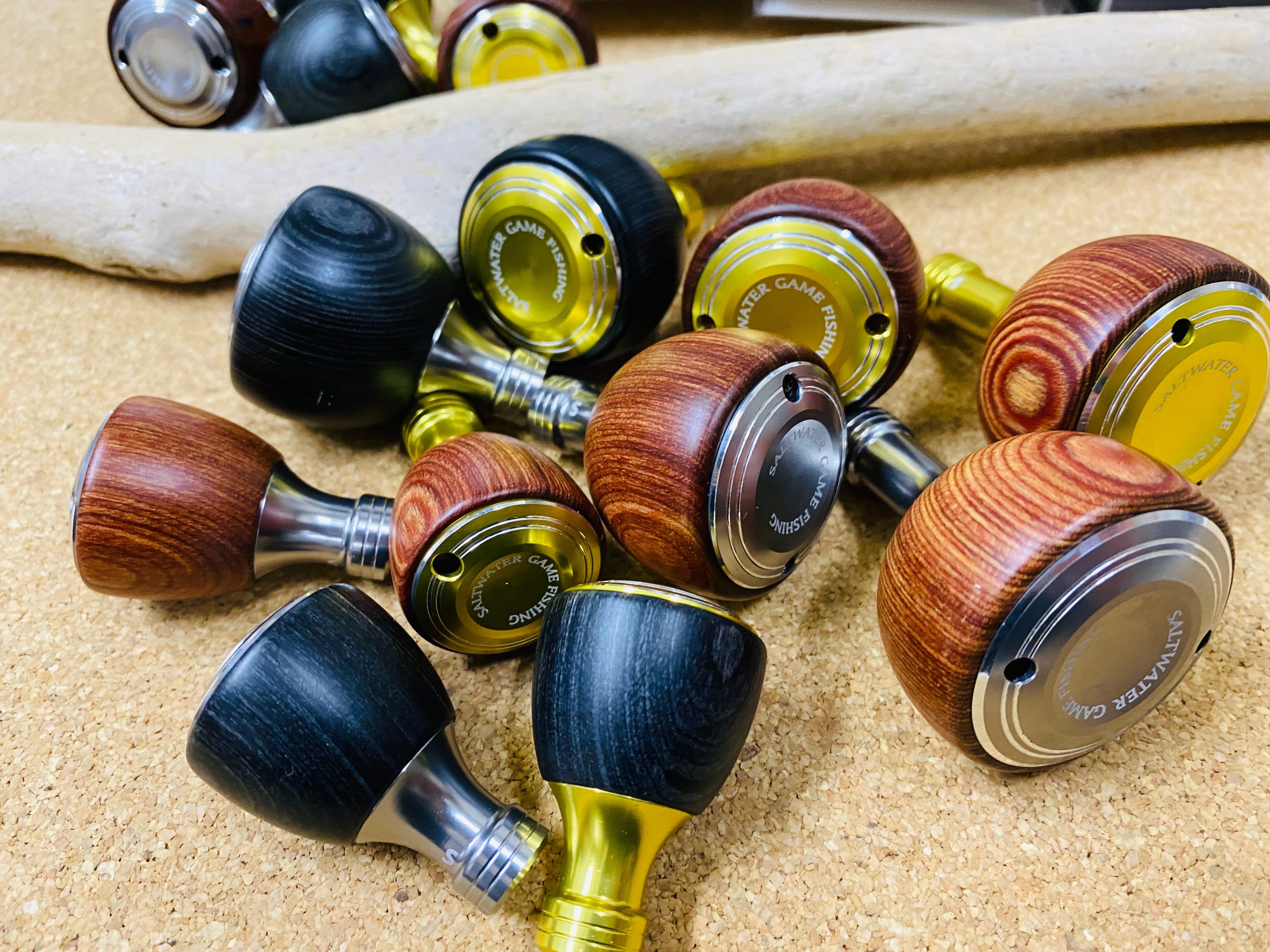 STUDIO OCEAN MARK HN AC25/S ウッドハンドルノブ | Fishing Tackle