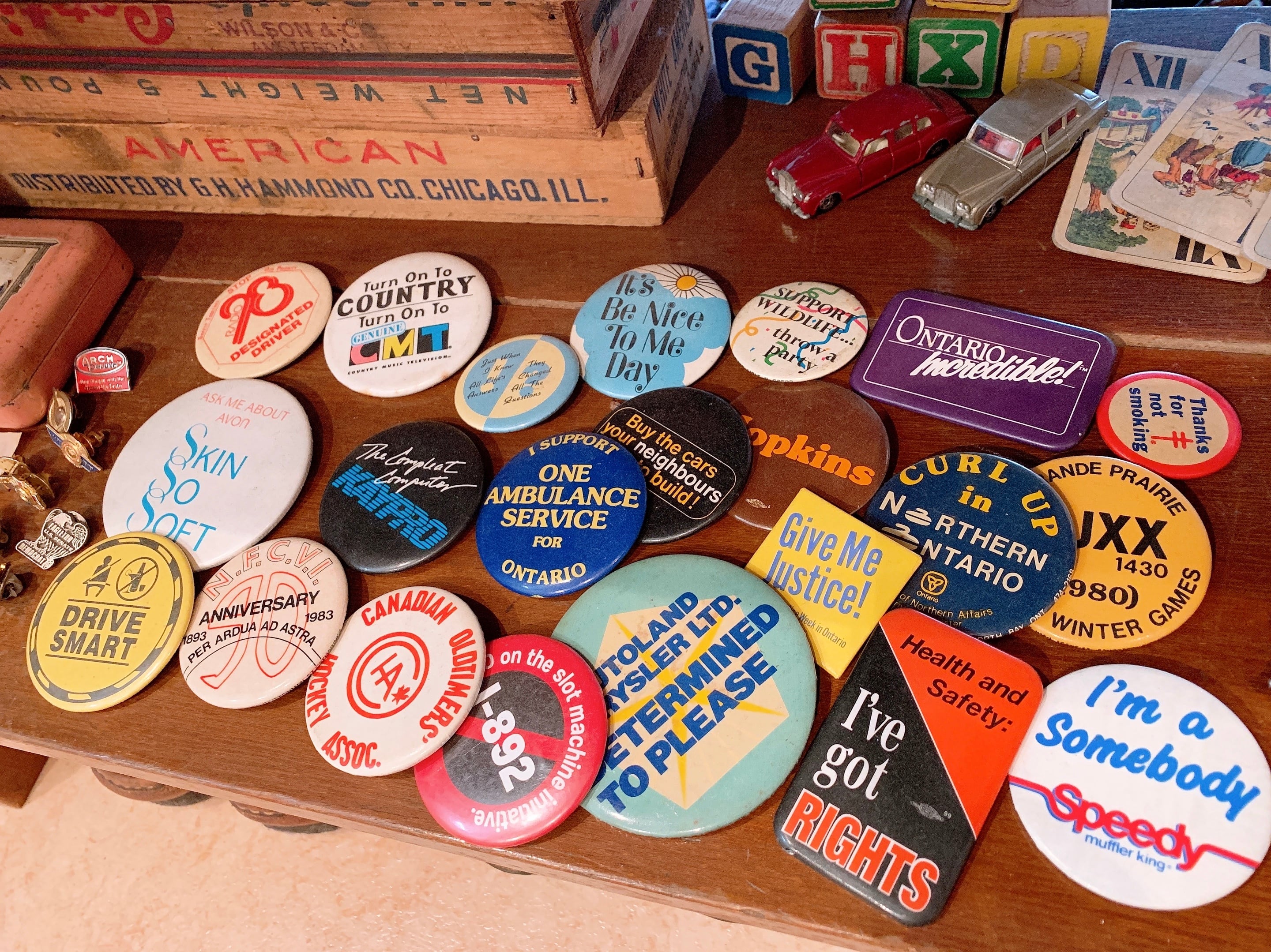 缶バッジ ヴィンテージ雑貨 | 古着屋 WinK