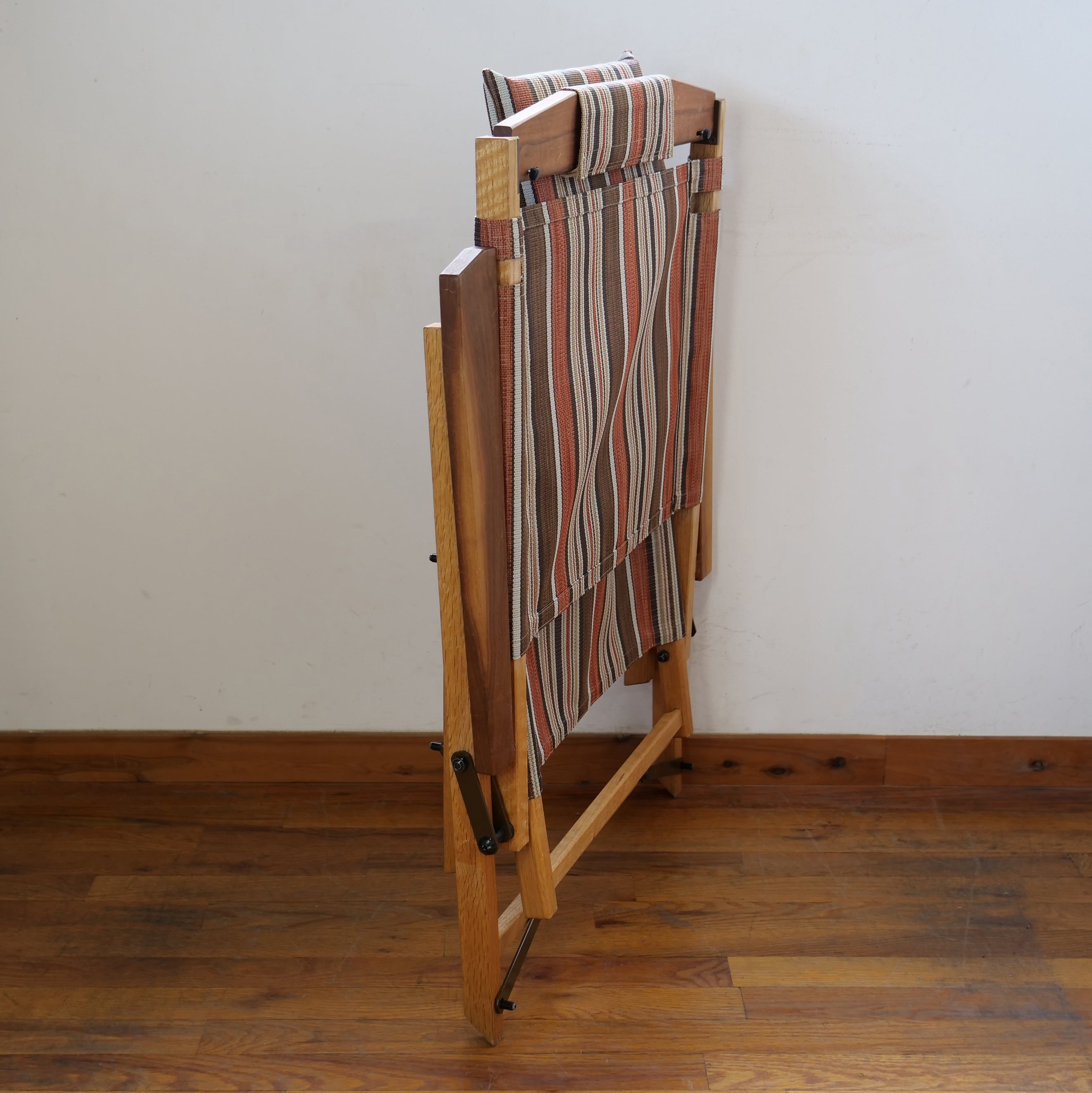 KachaKacha Mid Chair 