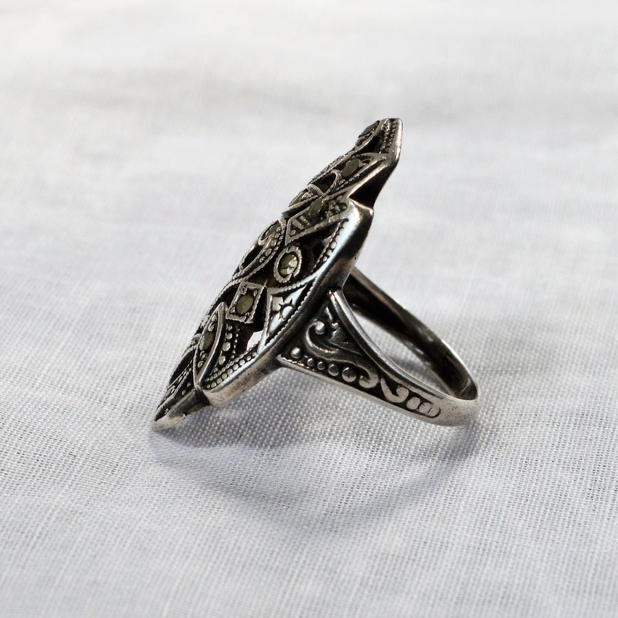 ヴィンテージ マーカサイトのシルバーリング (R506) | アンティーク