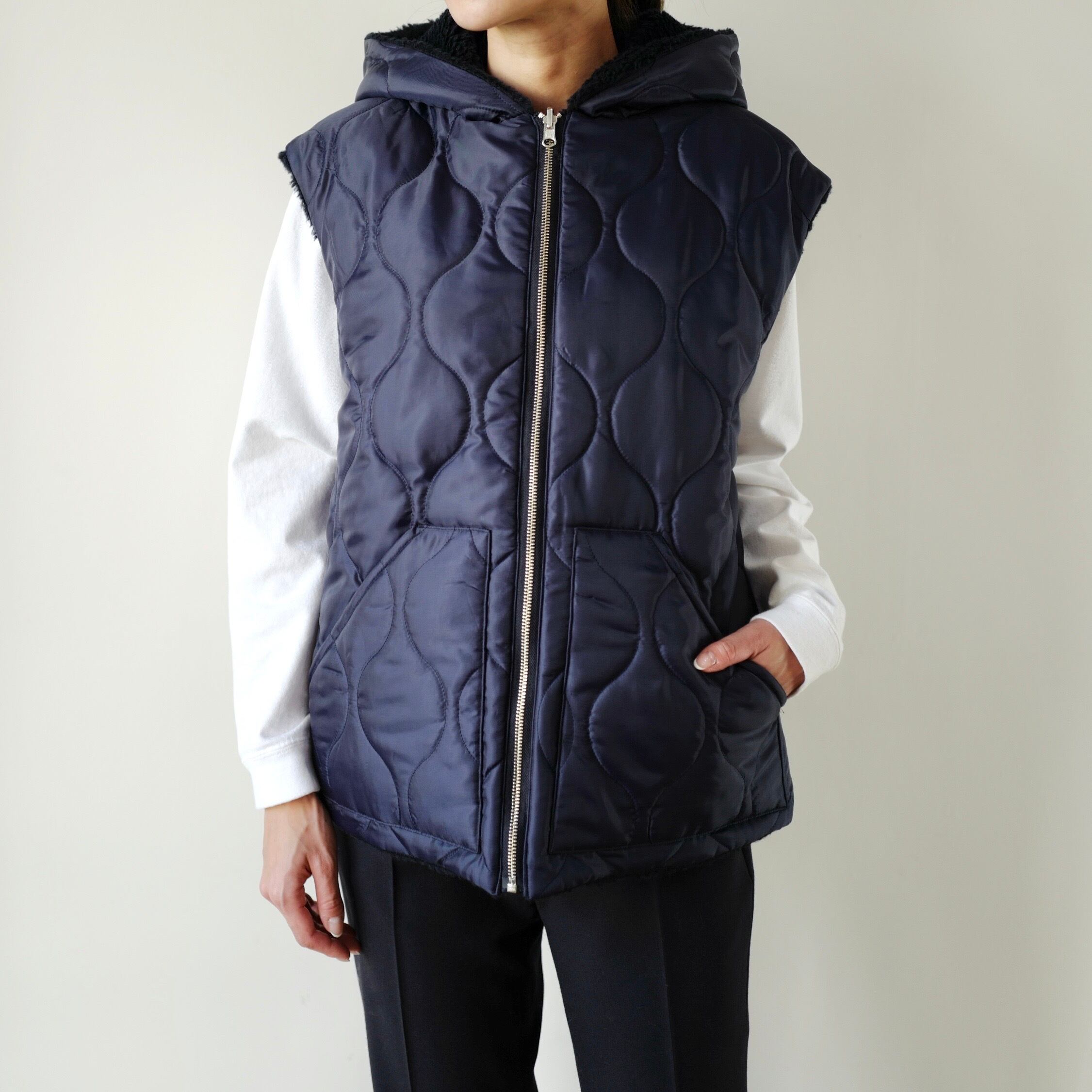 Boa Reversible Vest Navy | gypsohila