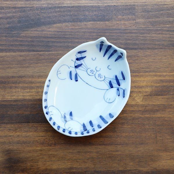 有田焼 猫 絵皿（小） 21-071 | MARUFUKU utsuwanohana