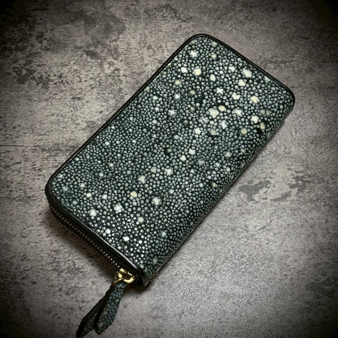 圧倒的な収納力 スタースティングレイ ダブルジッパー 長財布