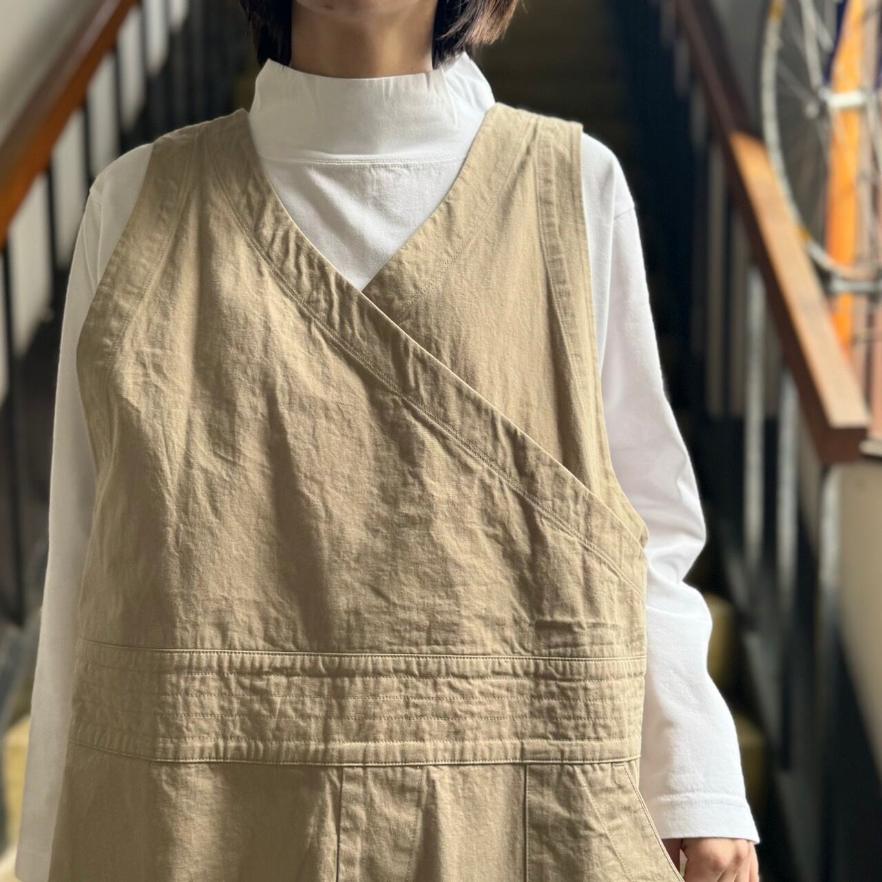 快晴堂 - Girl's・高密度ツイル／カシュクールサロペットパンツ