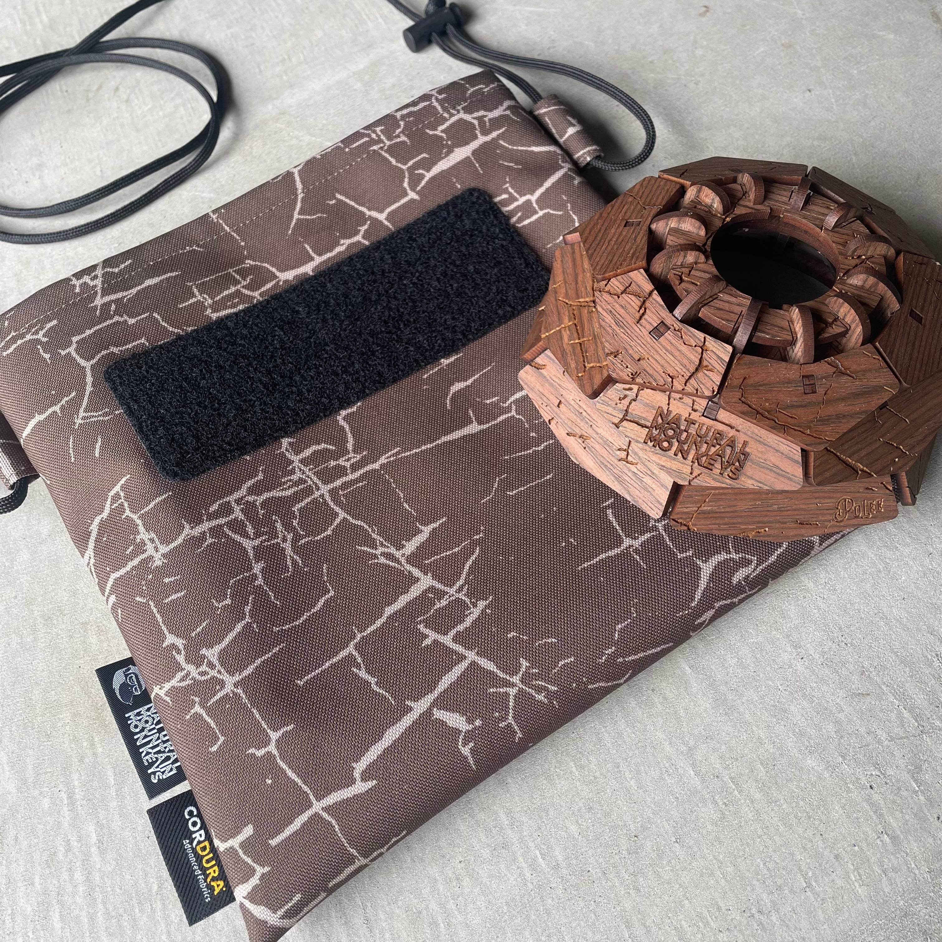 SAL BOCKLY (さるぼっくりー) | NATURAL MOUNTAIN MONKEYS