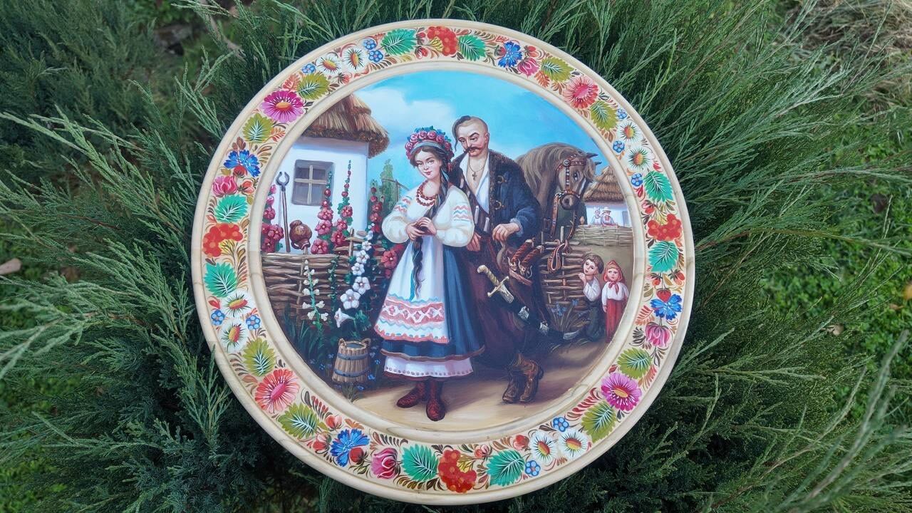 ペトリキウカ塗りのプレート（ヴァレンティナ・ホロべッツ）20cm